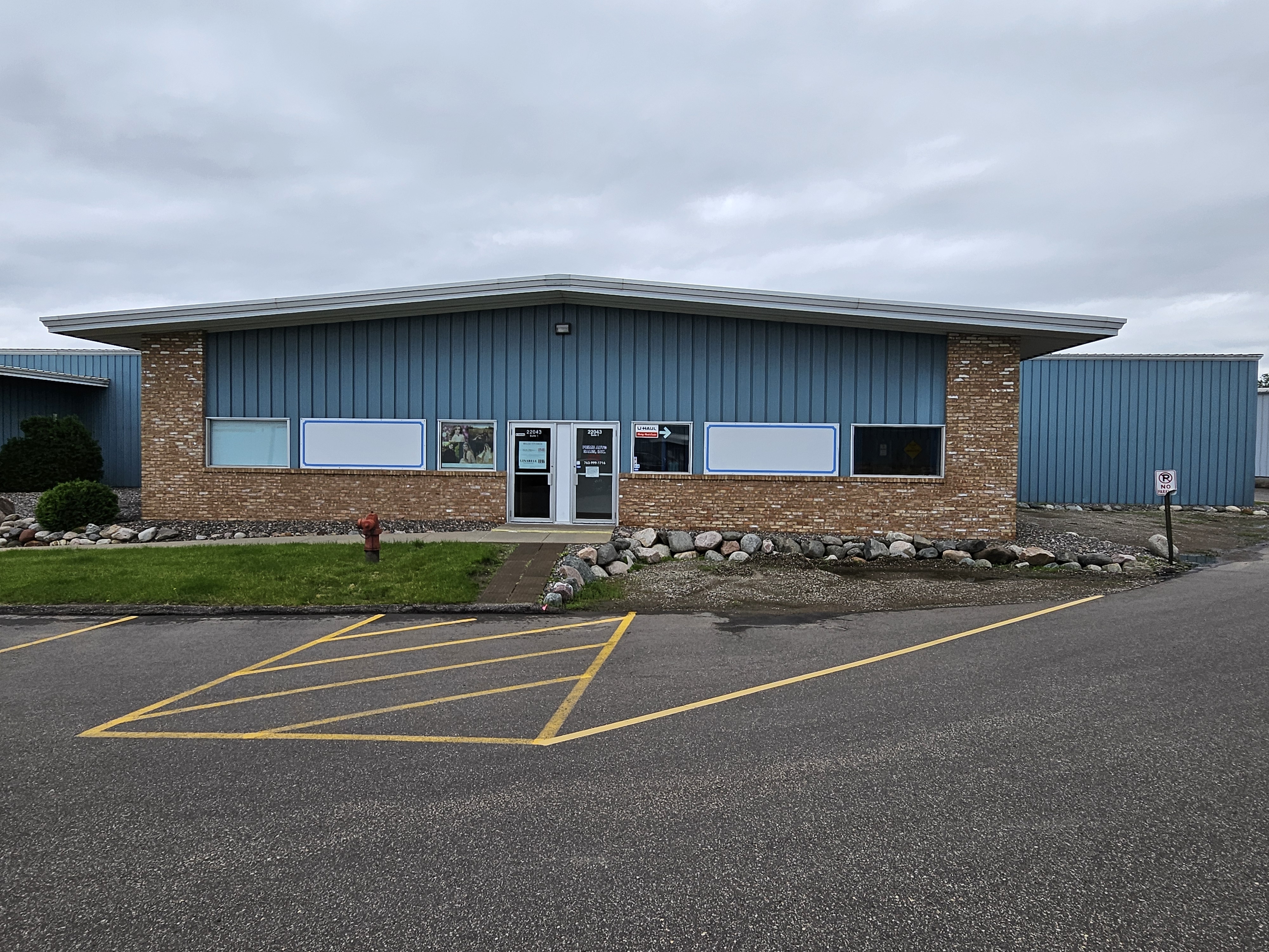 Rogers, MN | 22027 & 22043 Industrial Blvd.